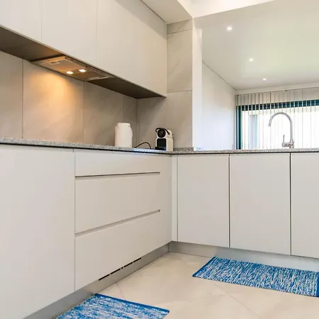 Сasa de vacaciones House - Sleeps 3 Free Parking Garden & Jacuzzi Estreito Da Calheta