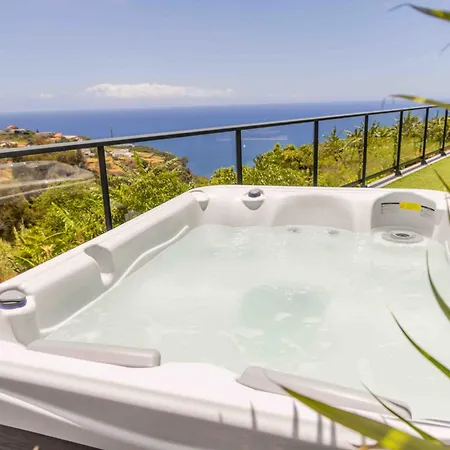 Stunning 1-bed House In *